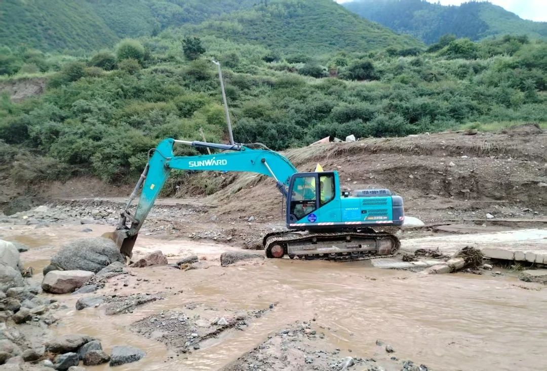 关注！安博官网体育(中国)有限公司官网
智能紧急驰援甘肃榆中