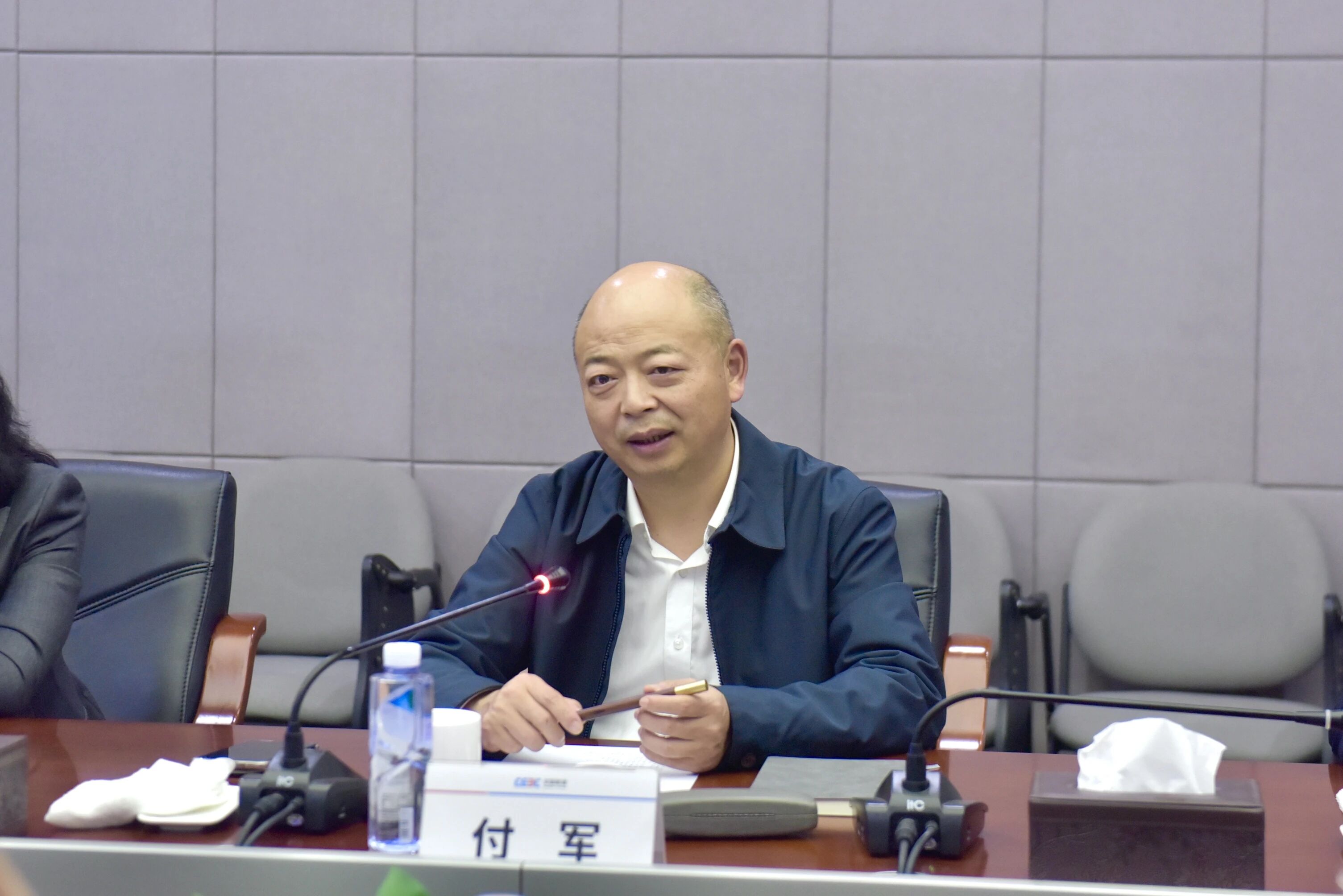 安博官网体育(中国)有限公司官网
智能与易普力开展座谈交流，谱写互利共赢新篇章