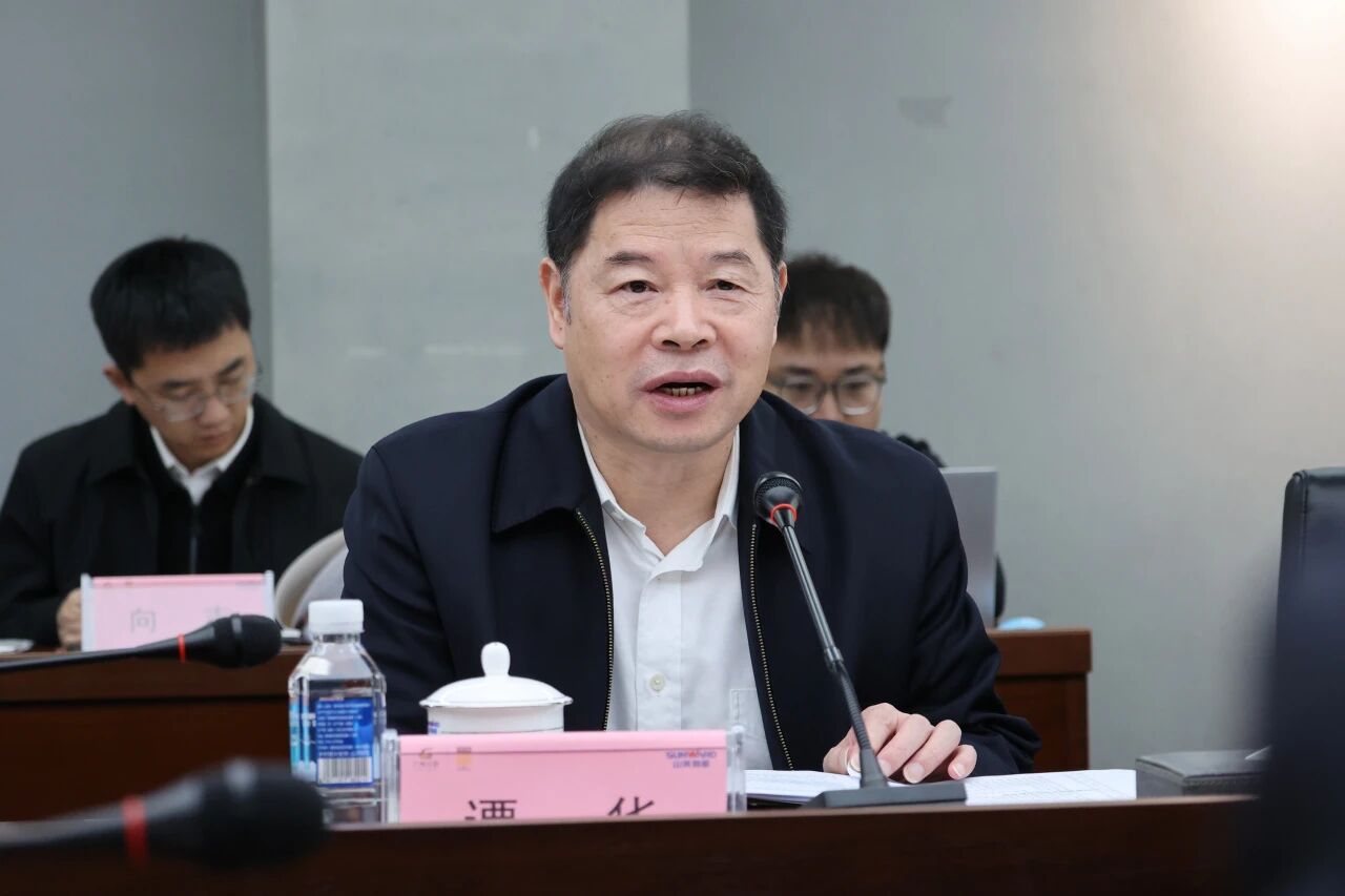 共谋合作、共赢发展！中国能建葛洲坝集团党委书记、董事长谭华到访安博官网体育(中国)有限公司官网
智能