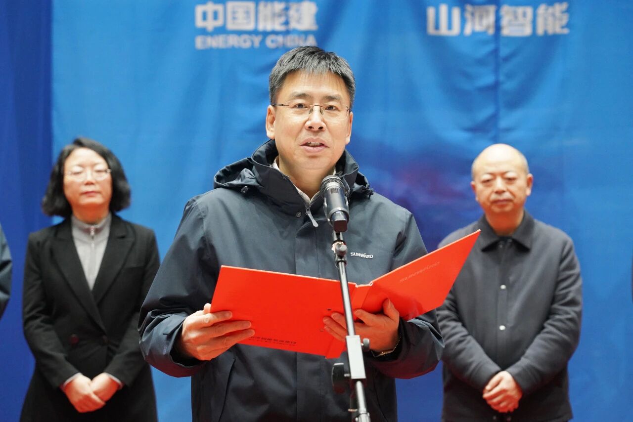 数智化现场混装铵油炸药车下线!安博官网体育(中国)有限公司官网
智能与易普力携手共筑智能矿山新篇章