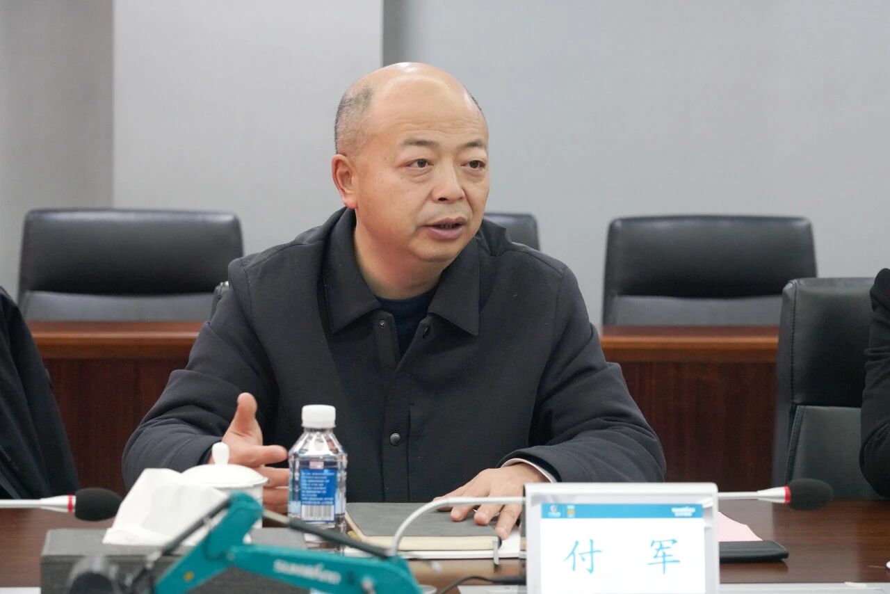 数智化现场混装铵油炸药车下线!安博官网体育(中国)有限公司官网
智能与易普力携手共筑智能矿山新篇章